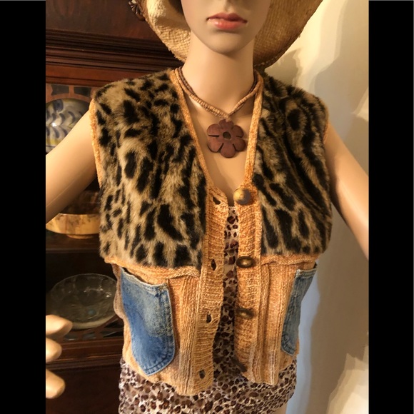 Leopard Print Fur Vest - Picture 2 of 3